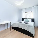 Apartamento Sauna, Balcony, Underground Parking, 2br, 90m2