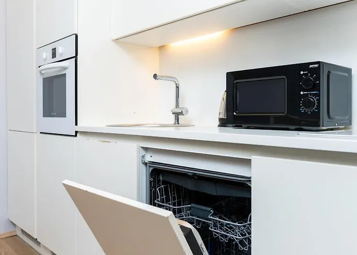 Apartman Sauna, Balcony, Underground Parking, 2br, 90m2