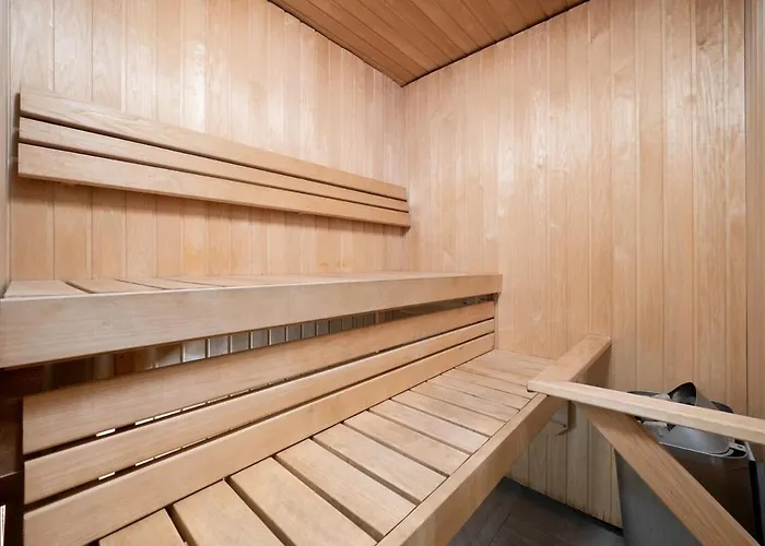 Sauna, Balcony, Underground Parking, 2br, 90m2 アパート *